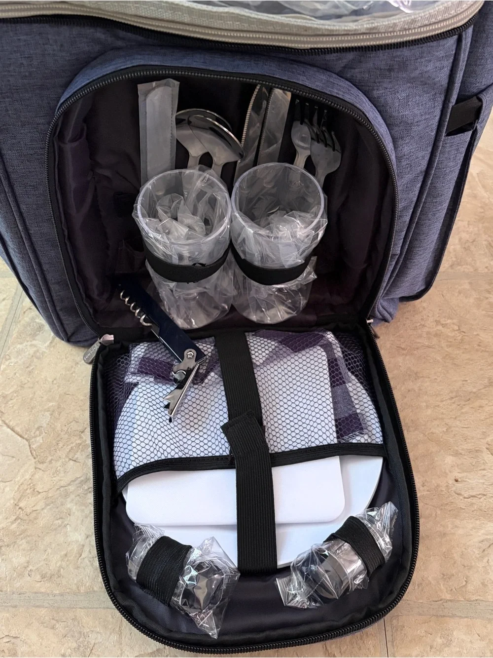 NEW Vogano 4 Person Picnic Backpack Set Insulated Cooler Blanket Travel Bag